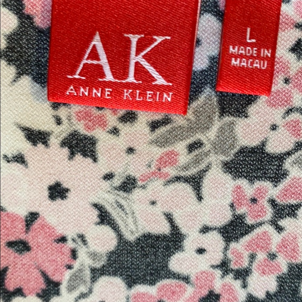 BOGO Sale🌺 Floral Dress - Picture 4 of 4